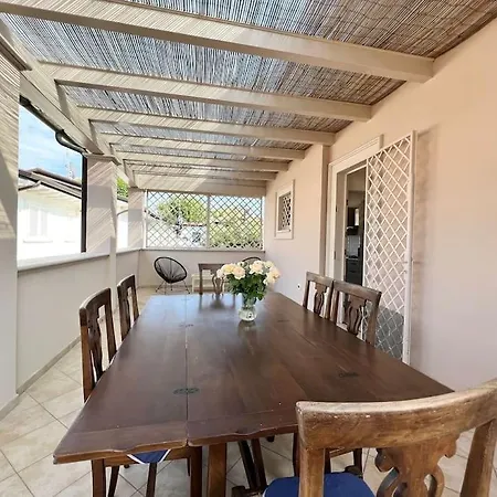 Donati 6 In Centro Dei Marmi Villa