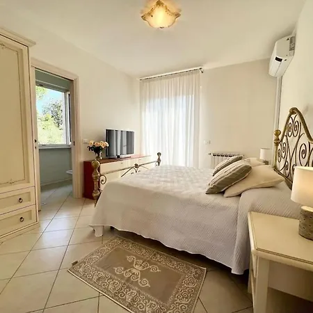 Villa Donati 6 In Centro Dei Marmi *