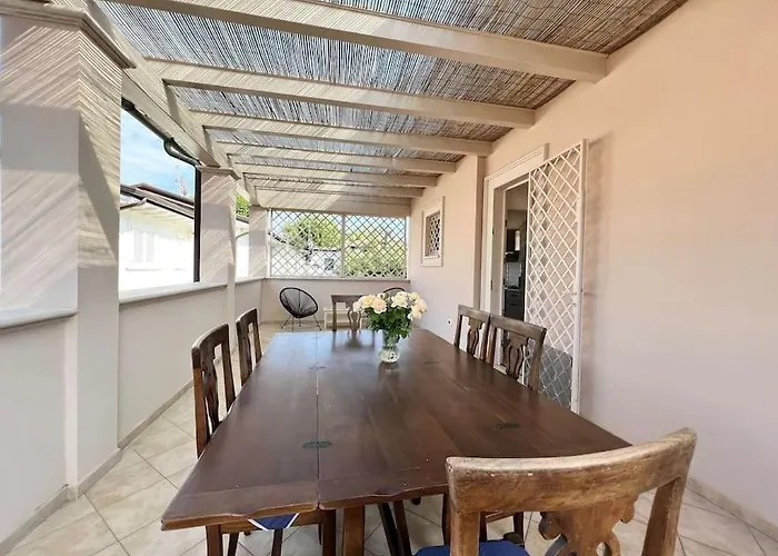 Donati 6 In Centro Dei Marmi Villa